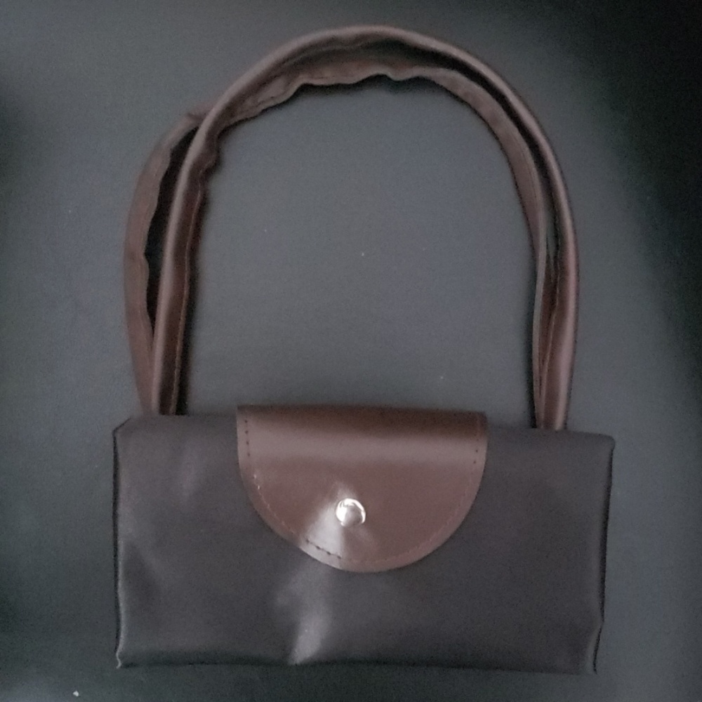 FREE WITH PURCHASE - Picture 7 of 8